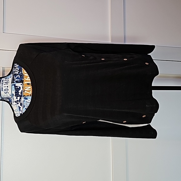 EM long sleeve top size XL - Picture 1 of 7